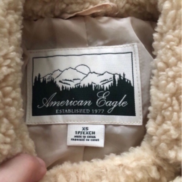 American Eagle Outfitters Tan Sherpa Bomber Jacket - Picture 4 of 9